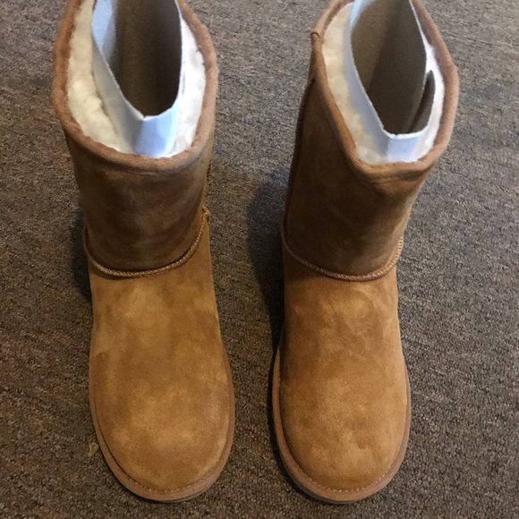 UGG Shoes - NEW UGG 🥾 👢’s !!
